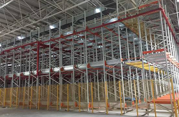 Dongfang Yuhong automated warehouse Four way pallet shuttle system (en inglés)